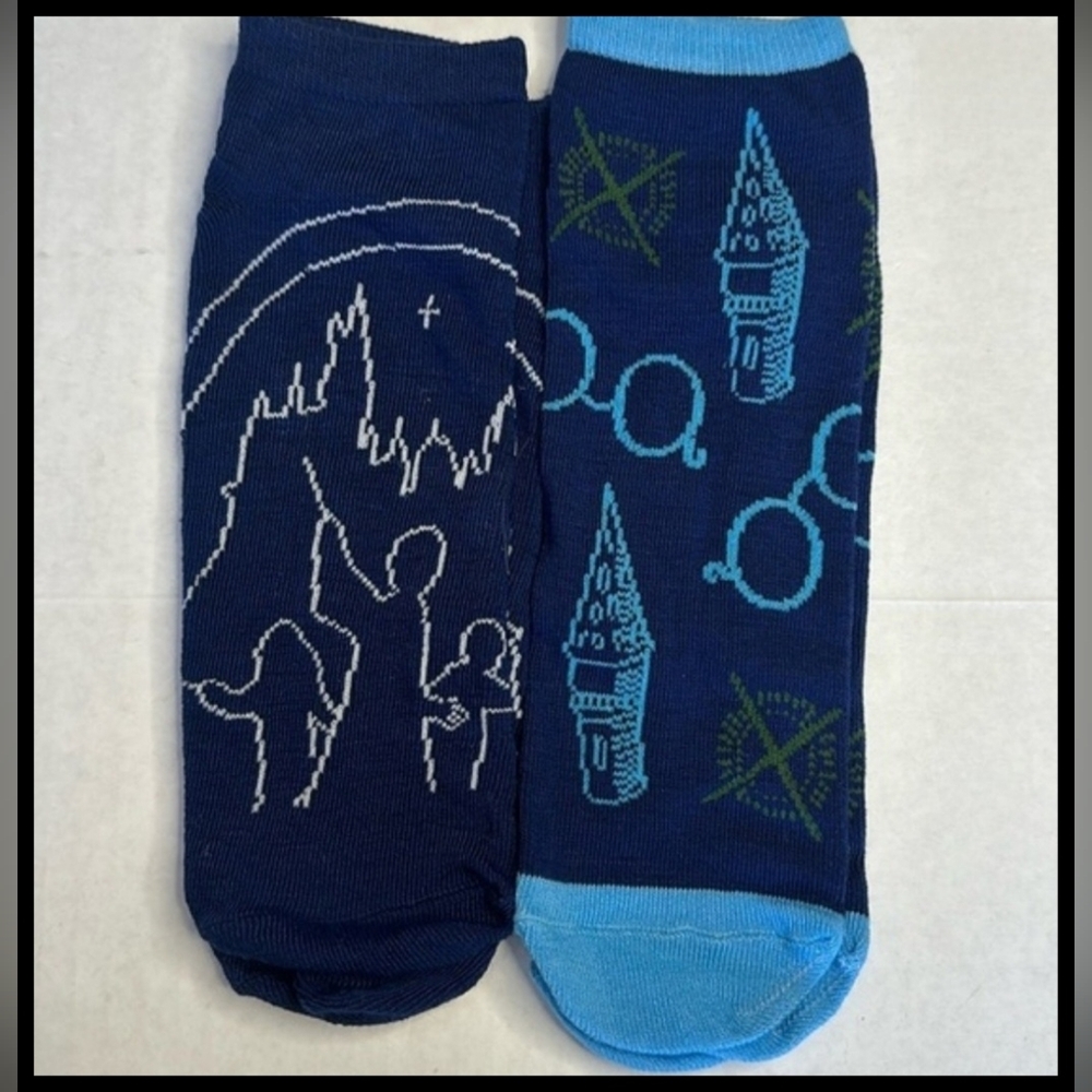 Harry Potter, Hogwarts No Show Mens Socks, Size 6-12 Blue